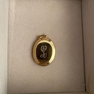 COPY - Vintage gold locket pendant with letter L engraved